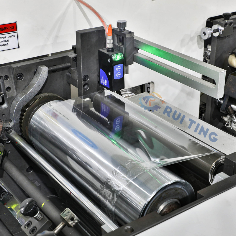 Máquina de impressão de rótulos eficiente com desempenho de impressão de alta velocidade